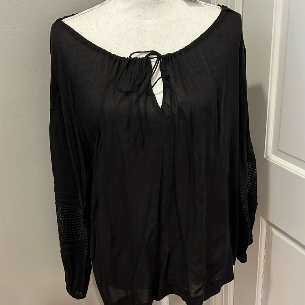VINCE NWT summer blouse